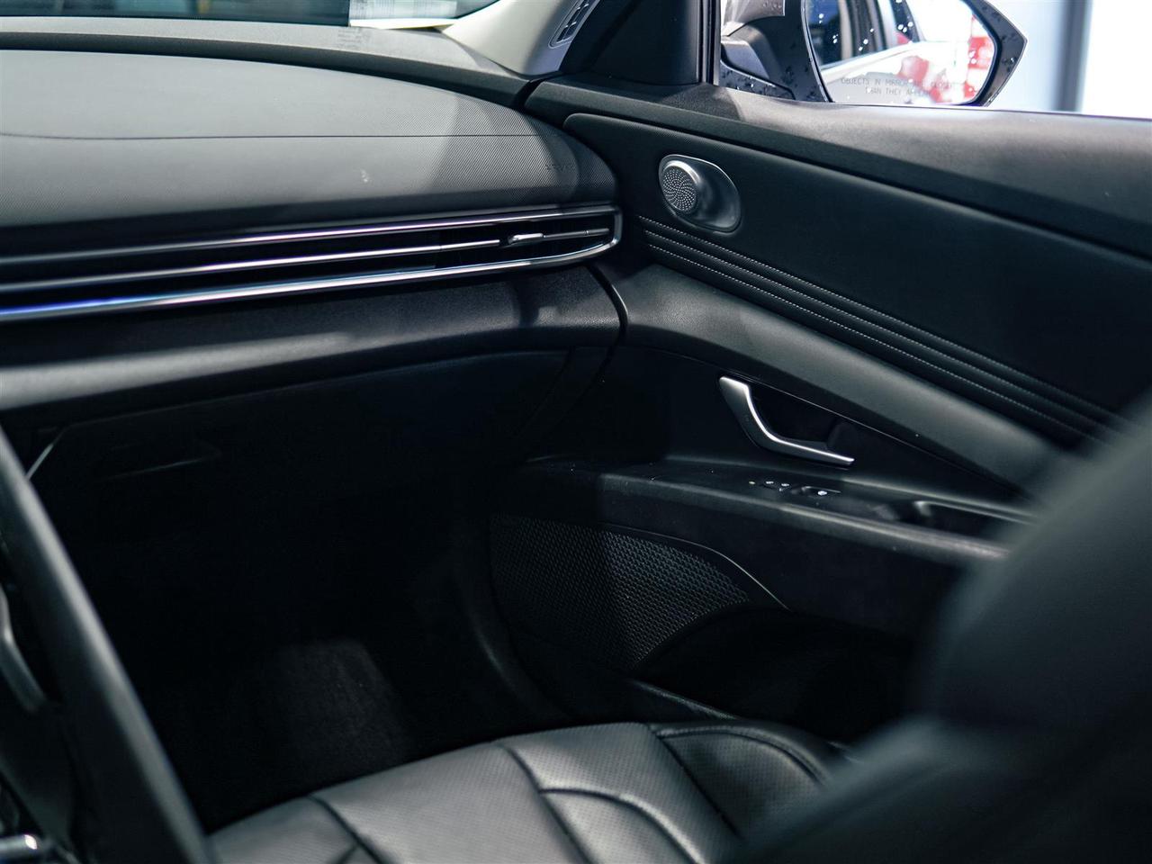 2023 Hyundai Elantra LUXURY | NO ACCIDENTS | 12 SERV RECORDS Photo