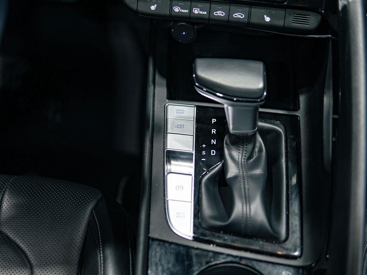2023 Hyundai Elantra LUXURY | NO ACCIDENTS | 12 SERV RECORDS Photo