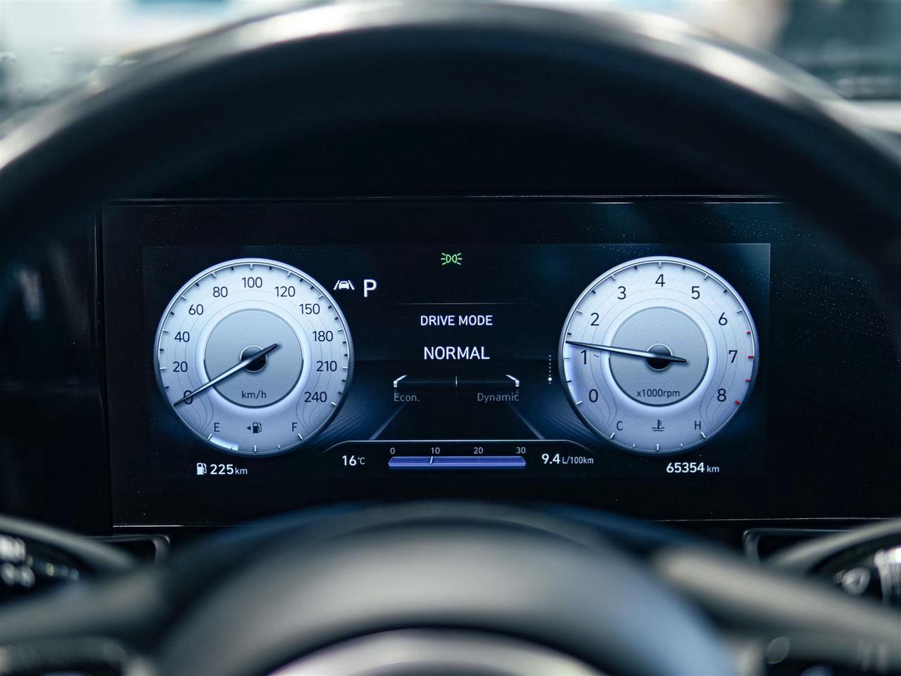 2023 Hyundai Elantra LUXURY | NO ACCIDENTS | 12 SERV RECORDS Photo