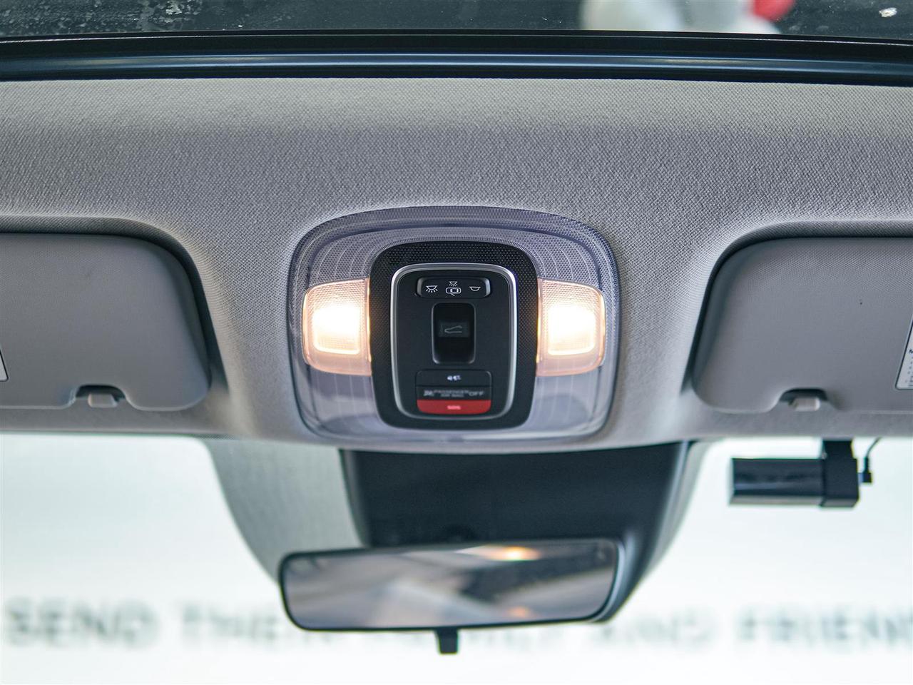 2023 Hyundai Elantra LUXURY | NO ACCIDENTS | 12 SERV RECORDS Photo
