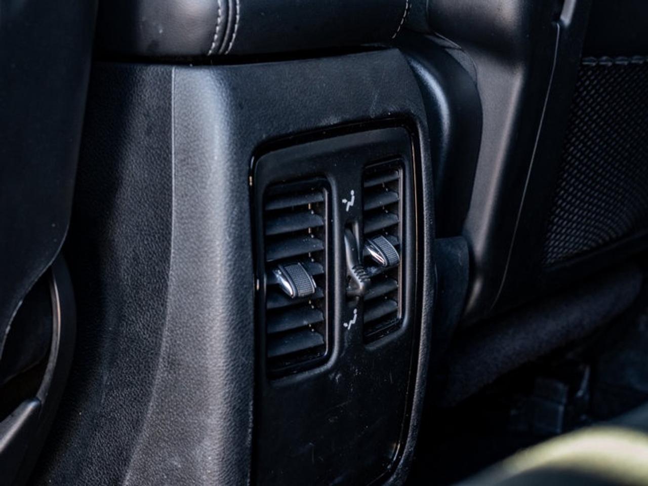 2024 Dodge Durango SXT Photo