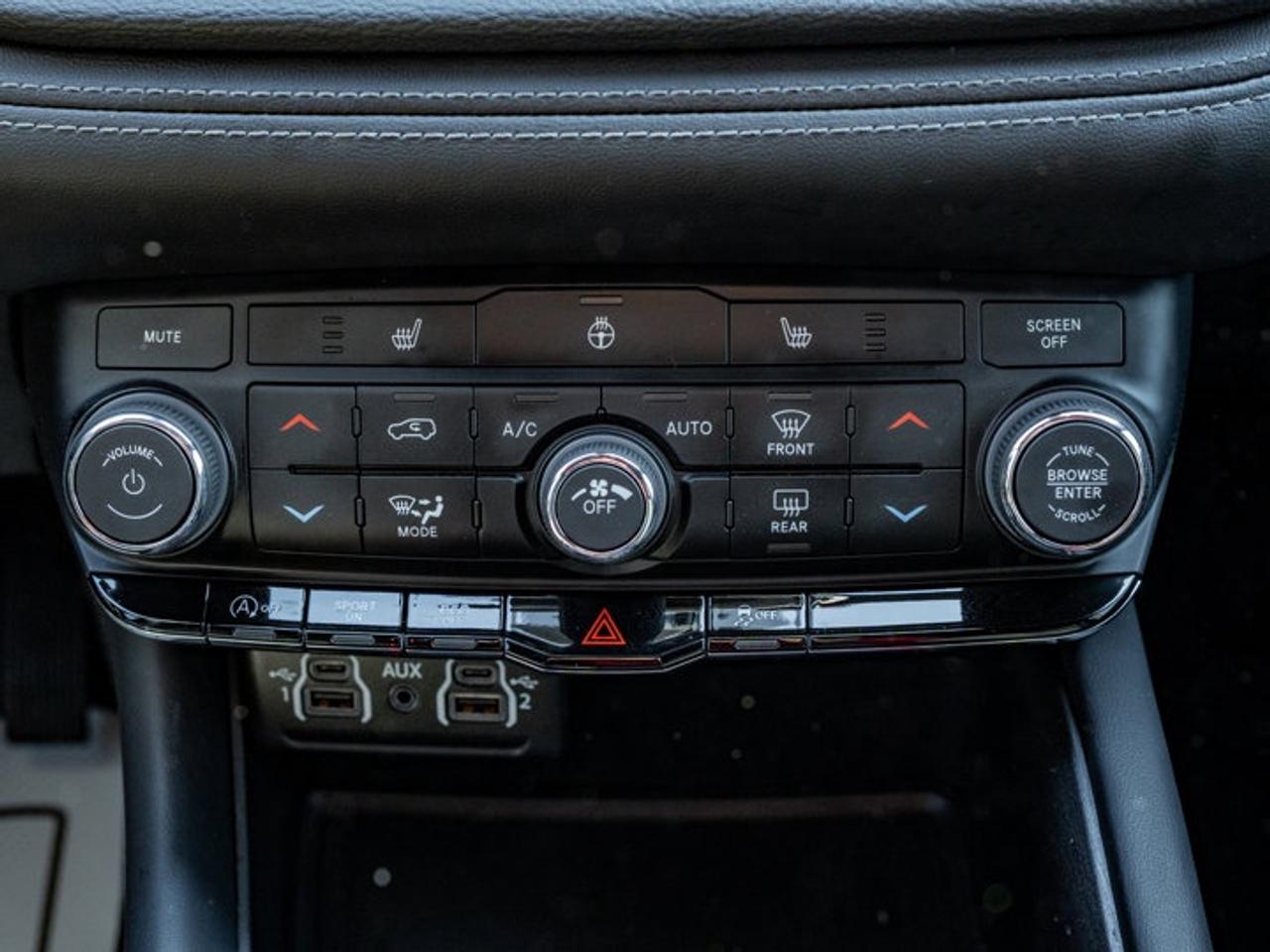 2024 Dodge Durango SXT Photo