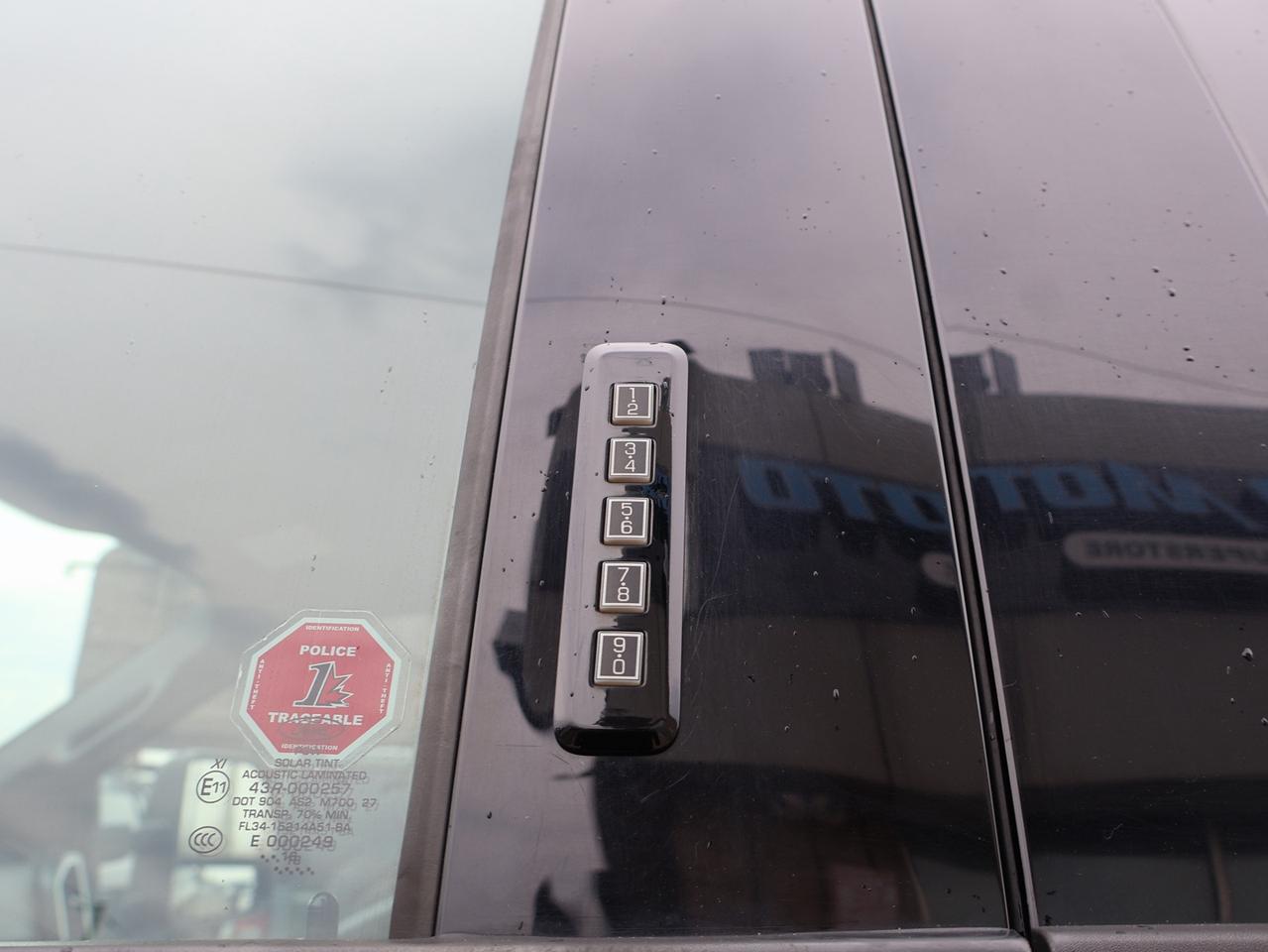 2018 Ford F-150 3.5L XLT-SPORT PKG 4WD CERTIFIED *FORD MAINTAIN* CAMERA NAV BLUETOOTH HEATED SEATS CRUISE ALLOYS Photo