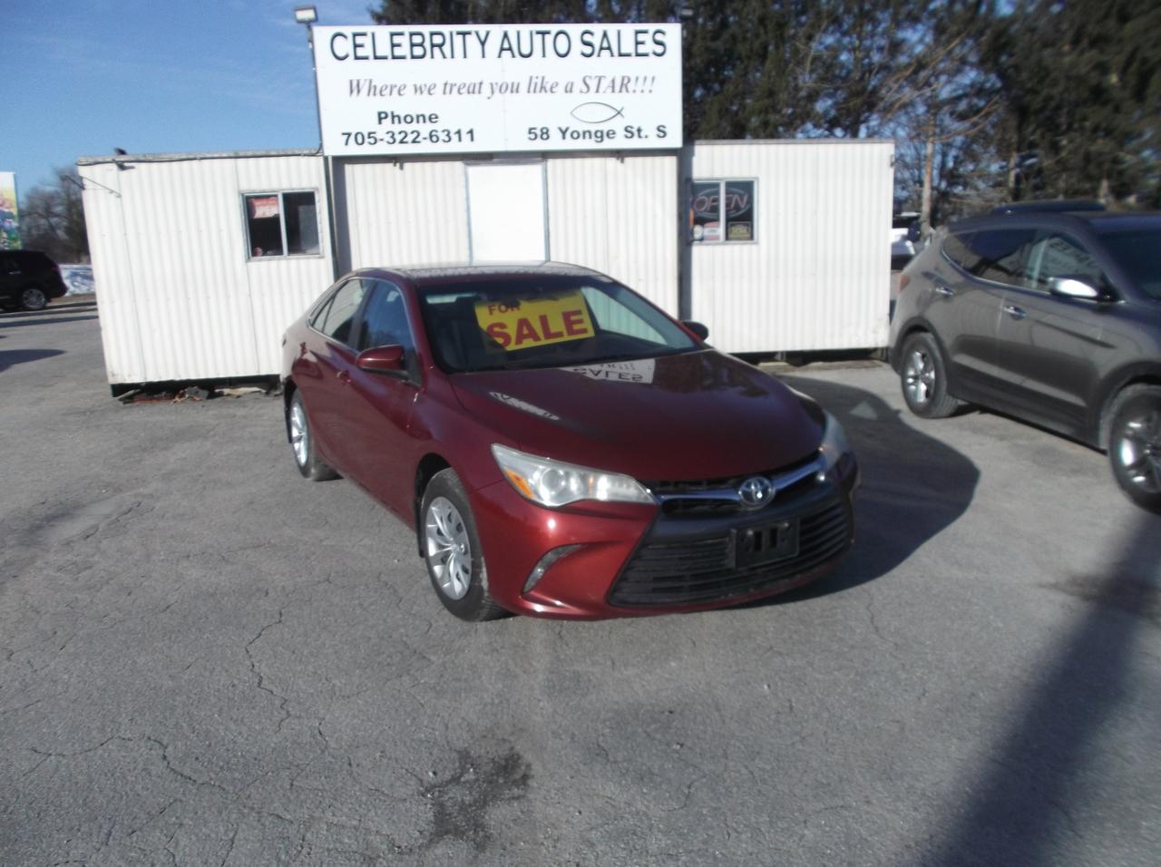 2015 Toyota Camry LE Photo