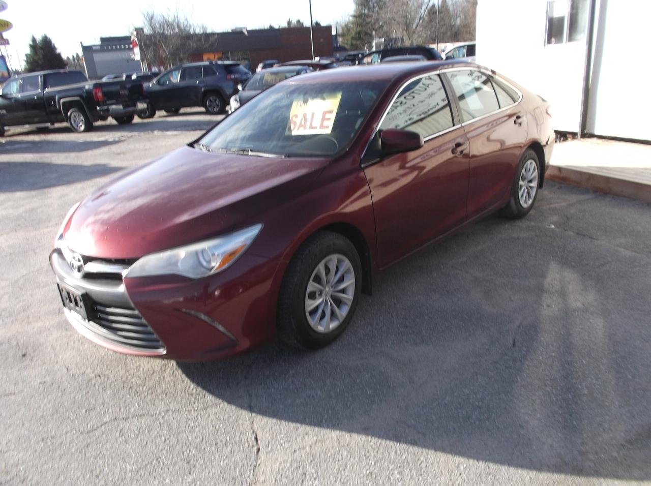 2015 Toyota Camry LE Photo
