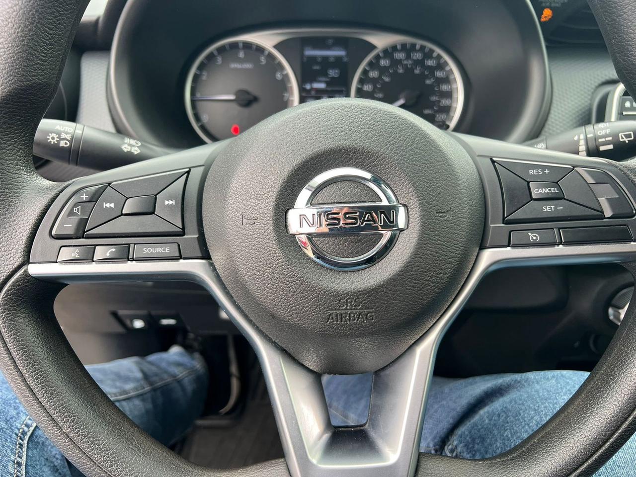 2021 Nissan Kicks S Photo