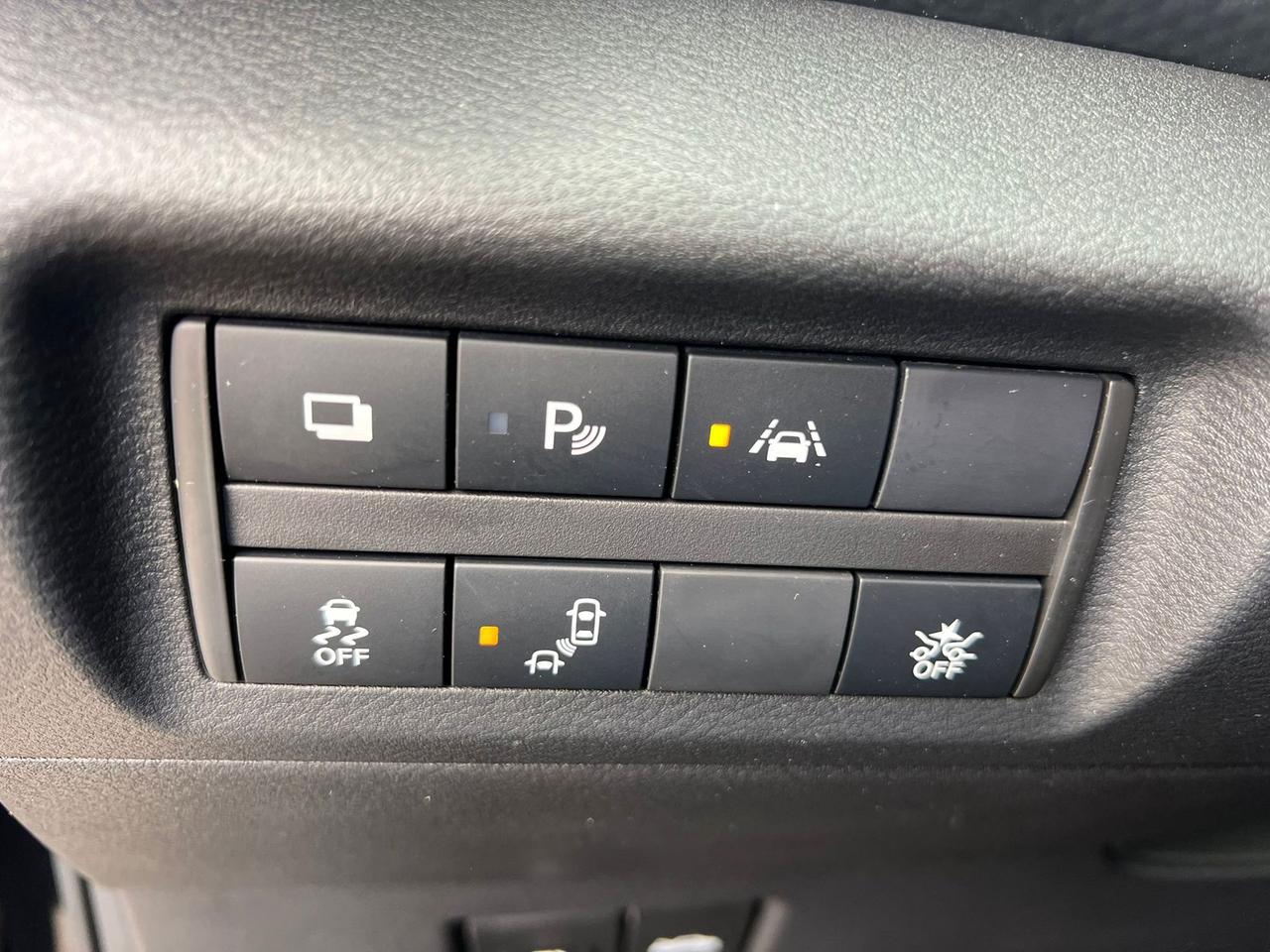 2021 Nissan Kicks S Photo