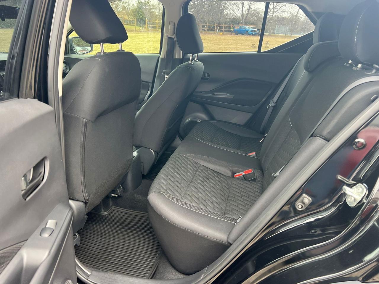 2021 Nissan Kicks S Photo