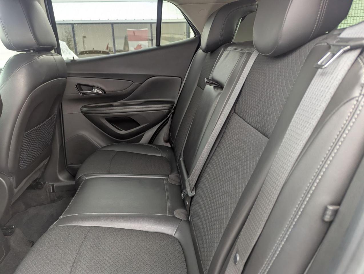 2019 Buick Encore Preferred  GREAT GAS MILEAGE!! Photo