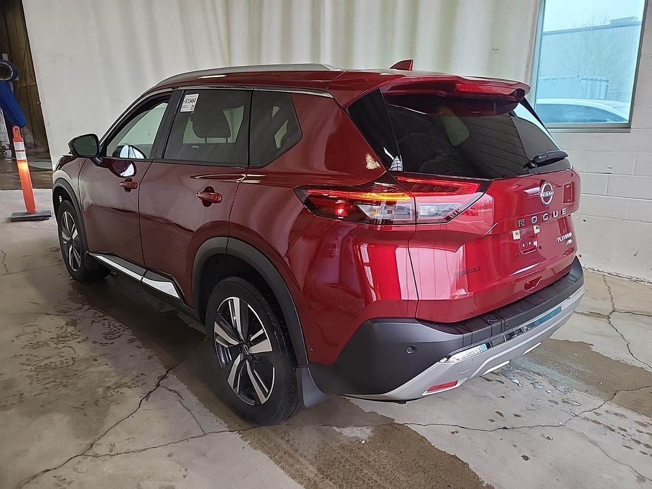 2023 Nissan Rogue Platinum Photo