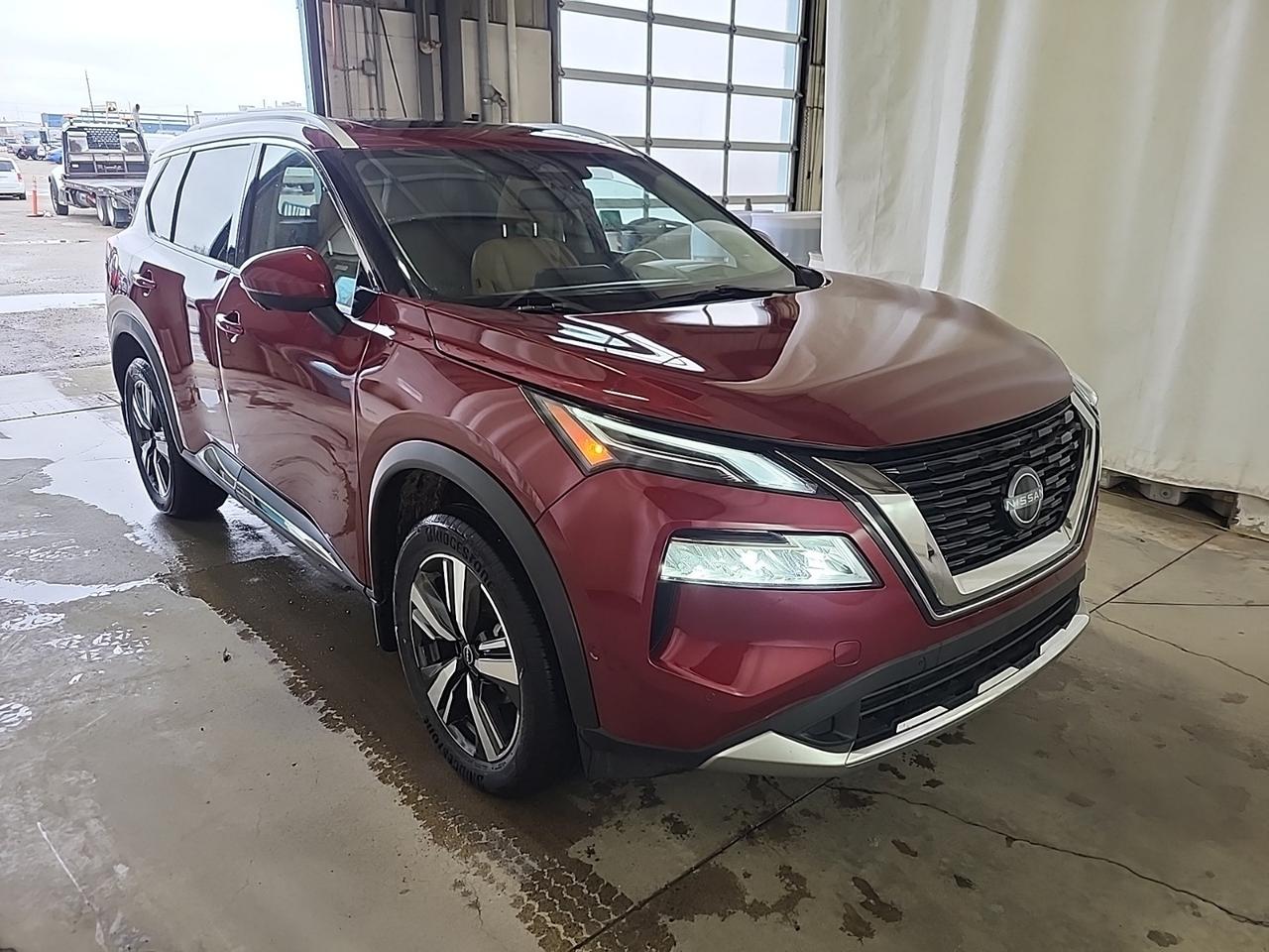 2023 Nissan Rogue Platinum Photo