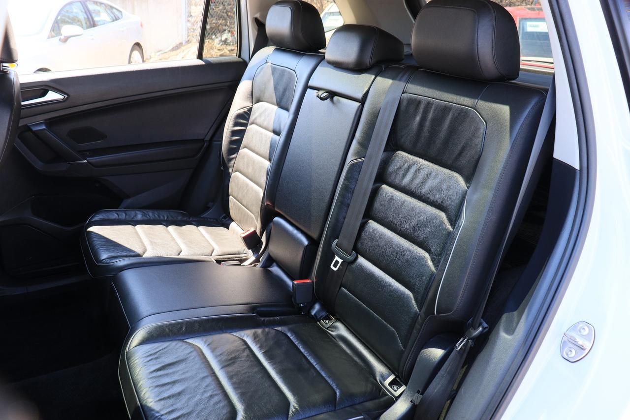 2018 Volkswagen Tiguan Highline | 4Motion | Leather | Pano Roof | Nav Cam Photo70