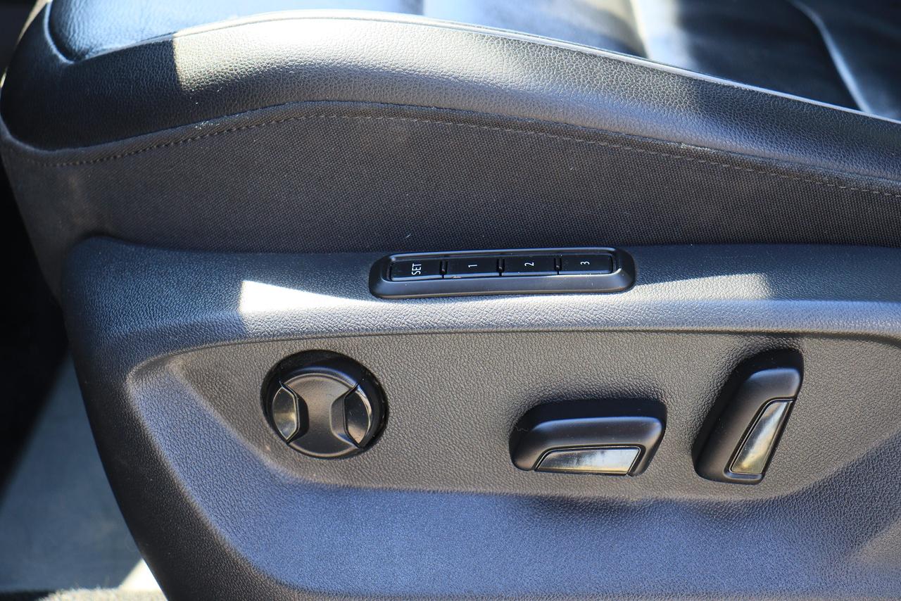 2018 Volkswagen Tiguan Highline | 4Motion | Leather | Pano Roof | Nav Cam Photo30