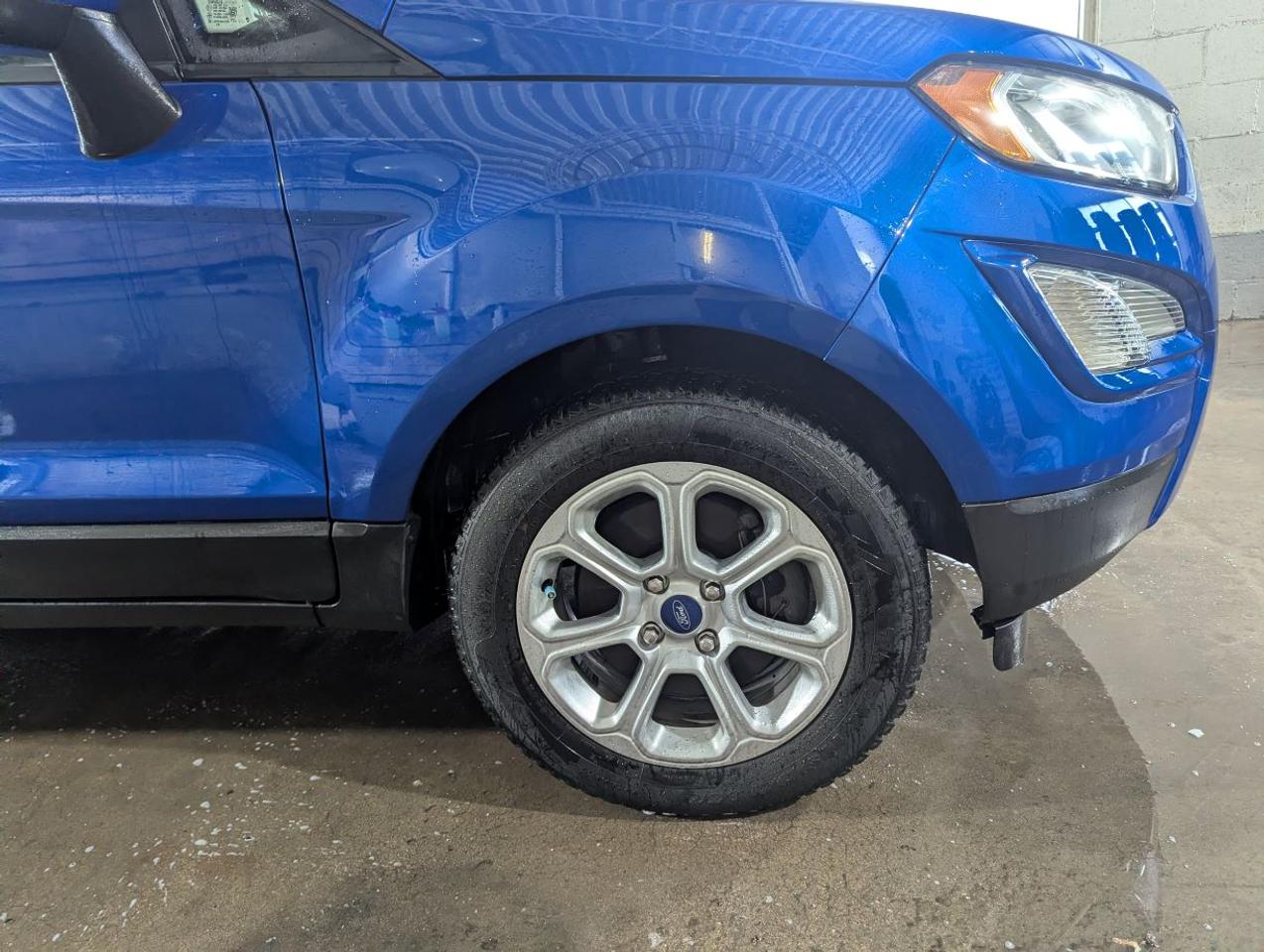 2020 Ford EcoSport SE  GREAT GAS MILEAGE!! Photo3