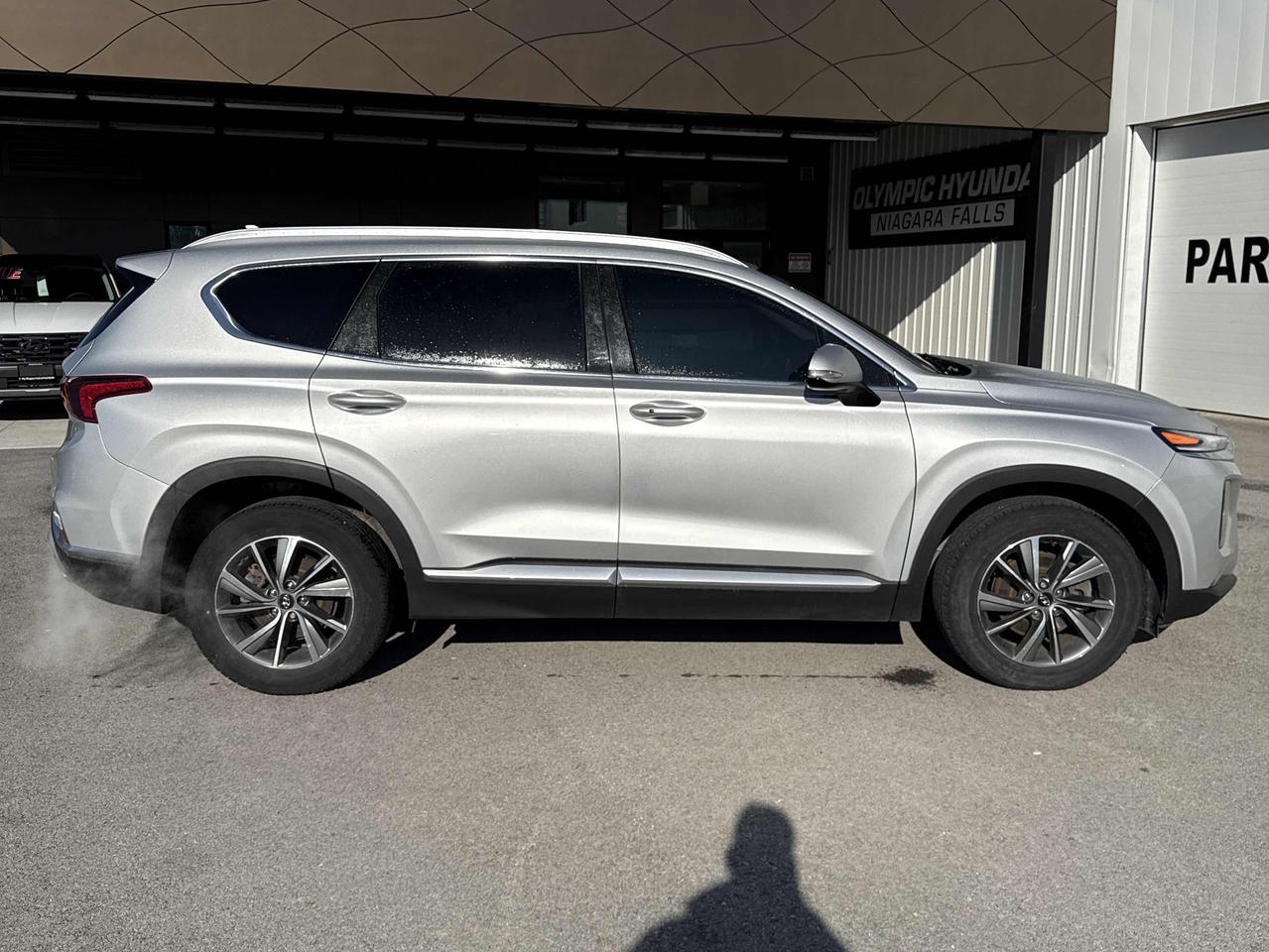 2019 Hyundai Santa Fe Preferred | AWD | CarPlay | Cam | Alloys | Tinted Photo4