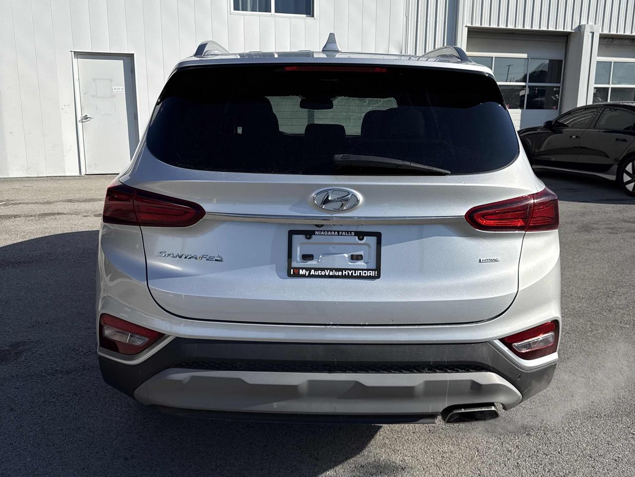 2019 Hyundai Santa Fe Preferred | AWD | CarPlay | Cam | Alloys | Tinted Photo