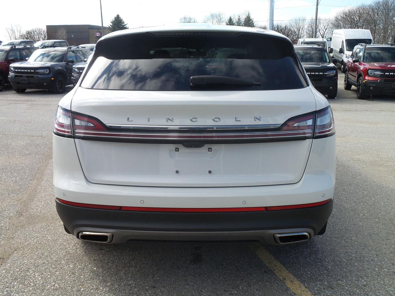 2022 Lincoln Nautilus LOCAL TRADE, 2.7L ENGINE, LEATHER, SUNROOF, NAV! Photo