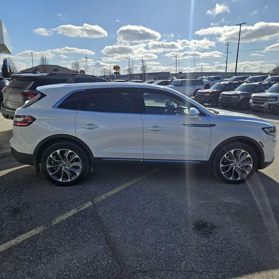 2022 Lincoln Nautilus LOCAL TRADE, 2.7L ENGINE, LEATHER, SUNROOF, NAV! Photo4