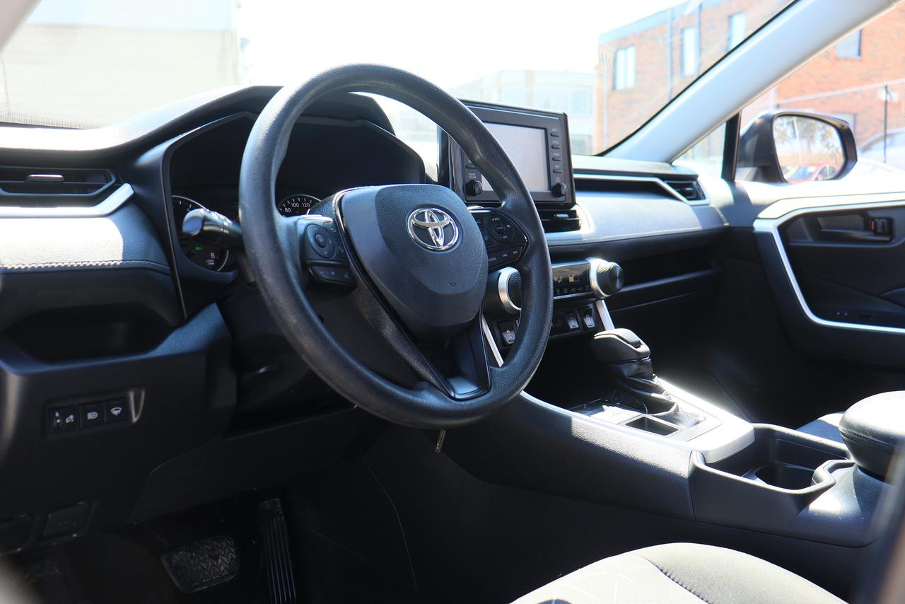 2021 Toyota RAV4 LE | AWD | CarPlay | Reverse Cam | Tinted Glass ++ Photo27