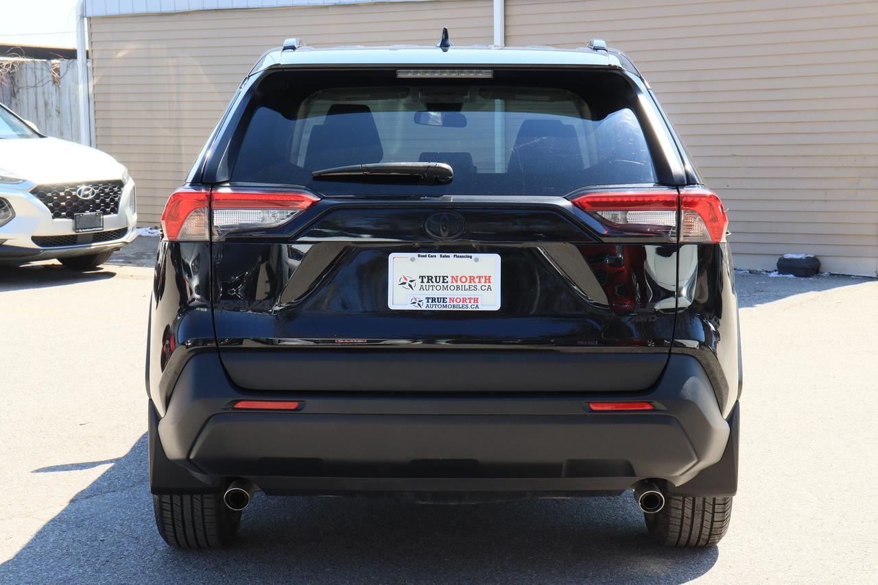 2021 Toyota RAV4 LE | AWD | CarPlay | Reverse Cam | Tinted Glass ++ Photo8