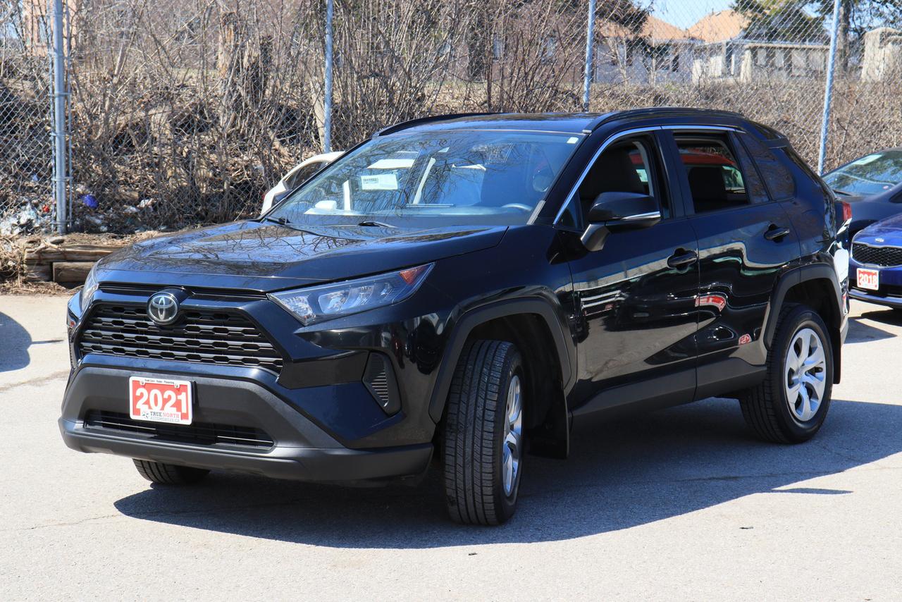 2021 Toyota RAV4 LE | AWD | CarPlay | Reverse Cam | Tinted Glass ++ Photo5