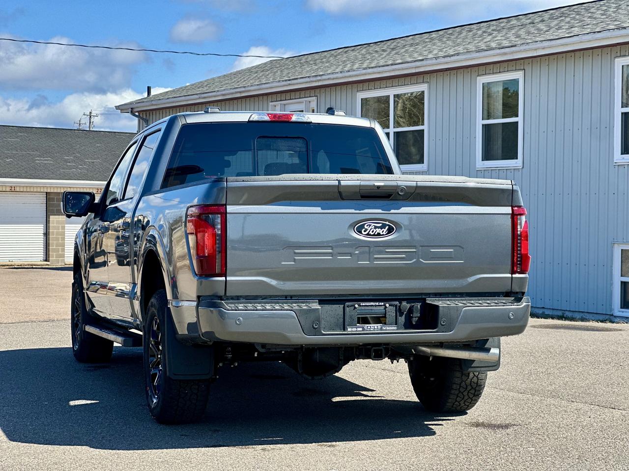 2026 Ford F-150 XLT 4WD SuperCrew 5.5' Bo Photo3