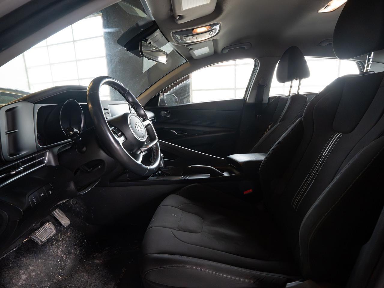 2023 Hyundai Elantra Preferred| CLEAN CAR| CLEAN TITLE| Photo