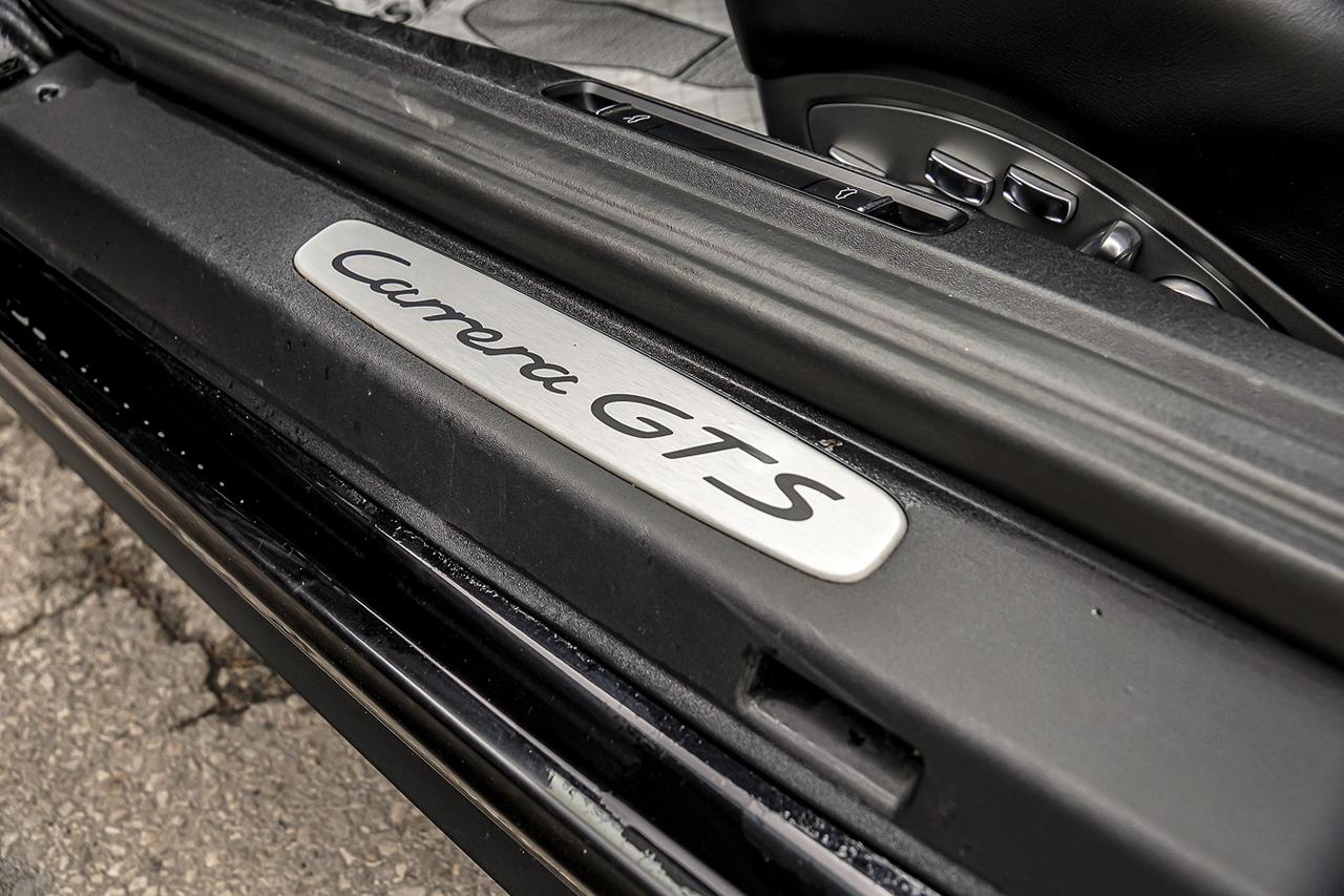 2019 Porsche 911 CARRERA GTS Coupe |CARBON FIBER|SUNROOF|NAVI|CAM Photo