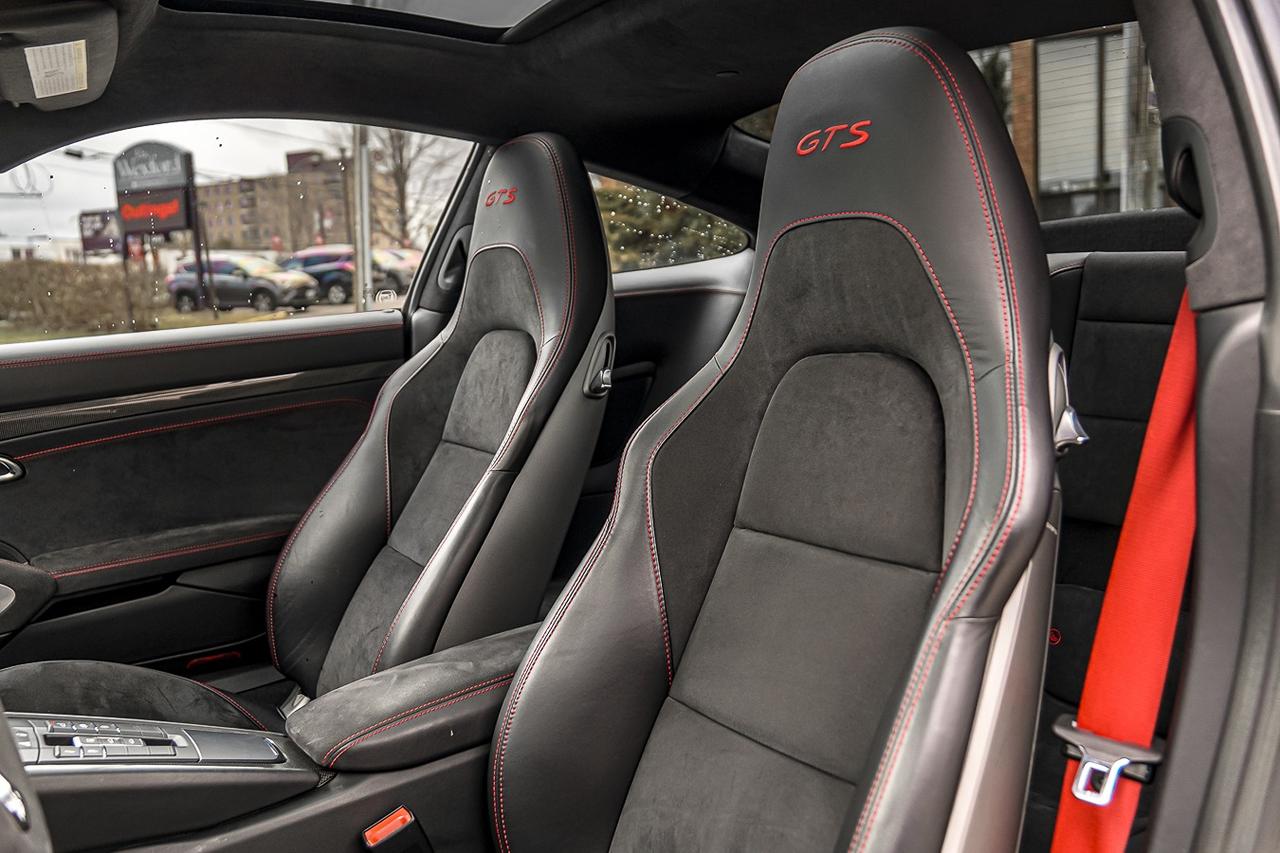 2019 Porsche 911 CARRERA GTS Coupe |CARBON FIBER|SUNROOF|NAVI|CAM Photo