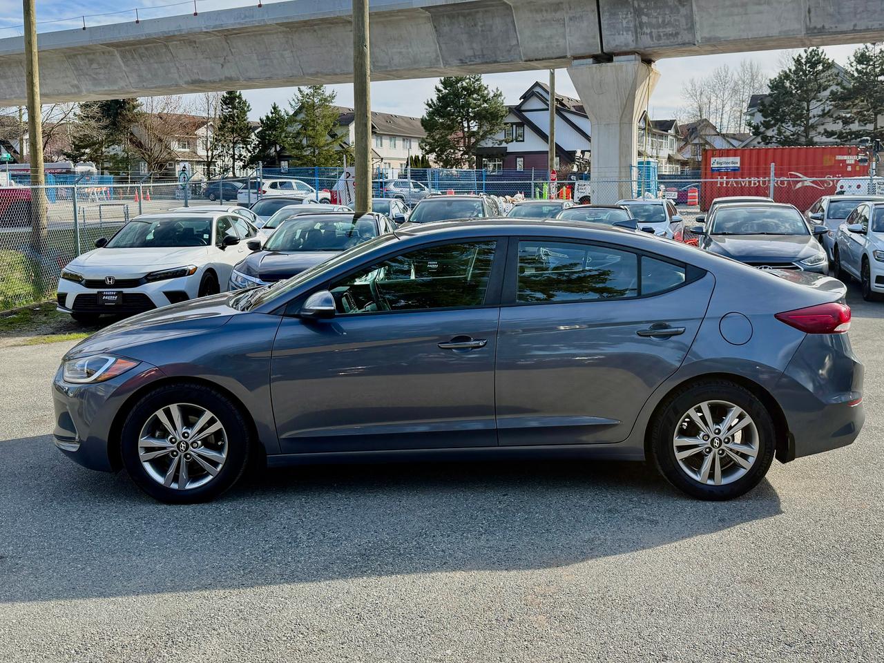 2018 Hyundai Elantra FINANCING AVAILABLE Photo8