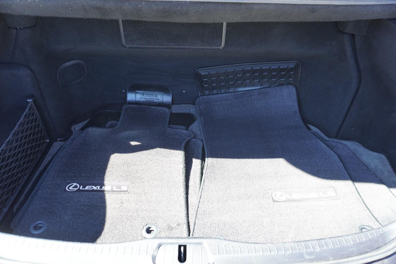 2016 Lexus LS 600H FRESH TRADE/ NO ACCIDENTS/ LWB/ HYBRID/ EXECUTIVE Photo