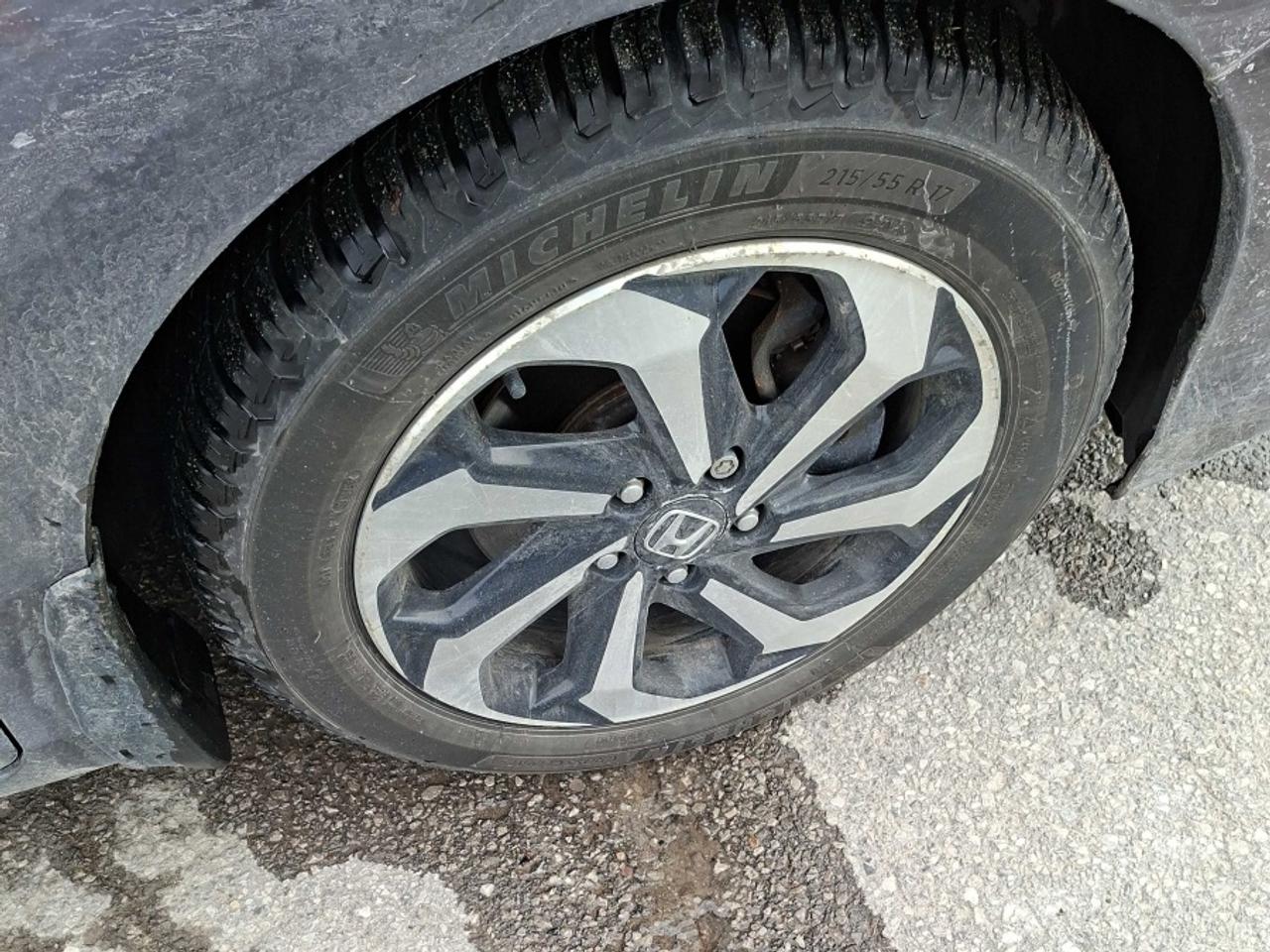 2016 Honda Accord * ONE OWNER * NO ACCIDENTS EX-L Photo4