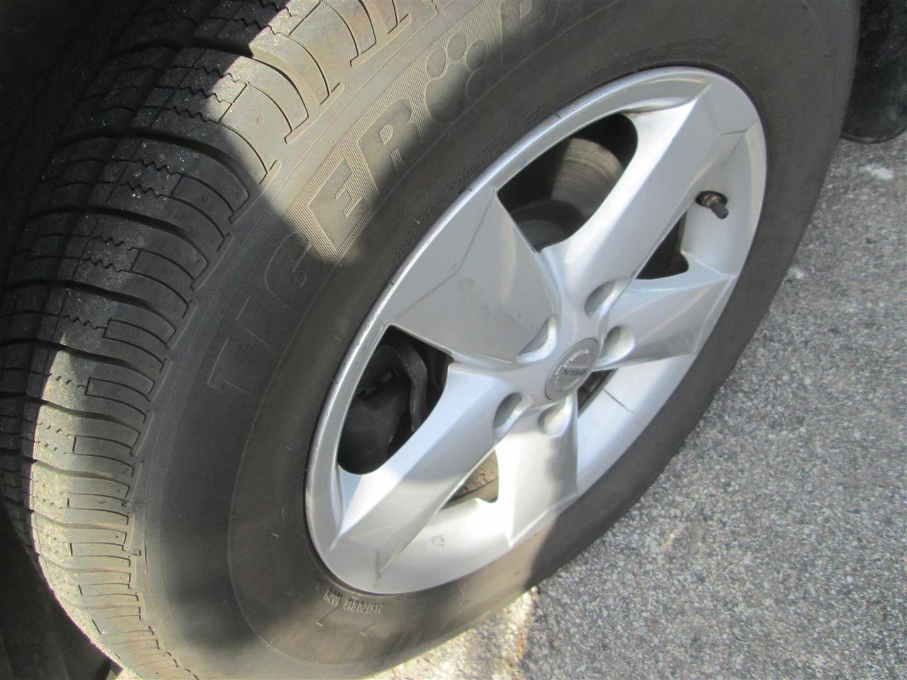 2013 Nissan Rogue Sv FWD Photo4