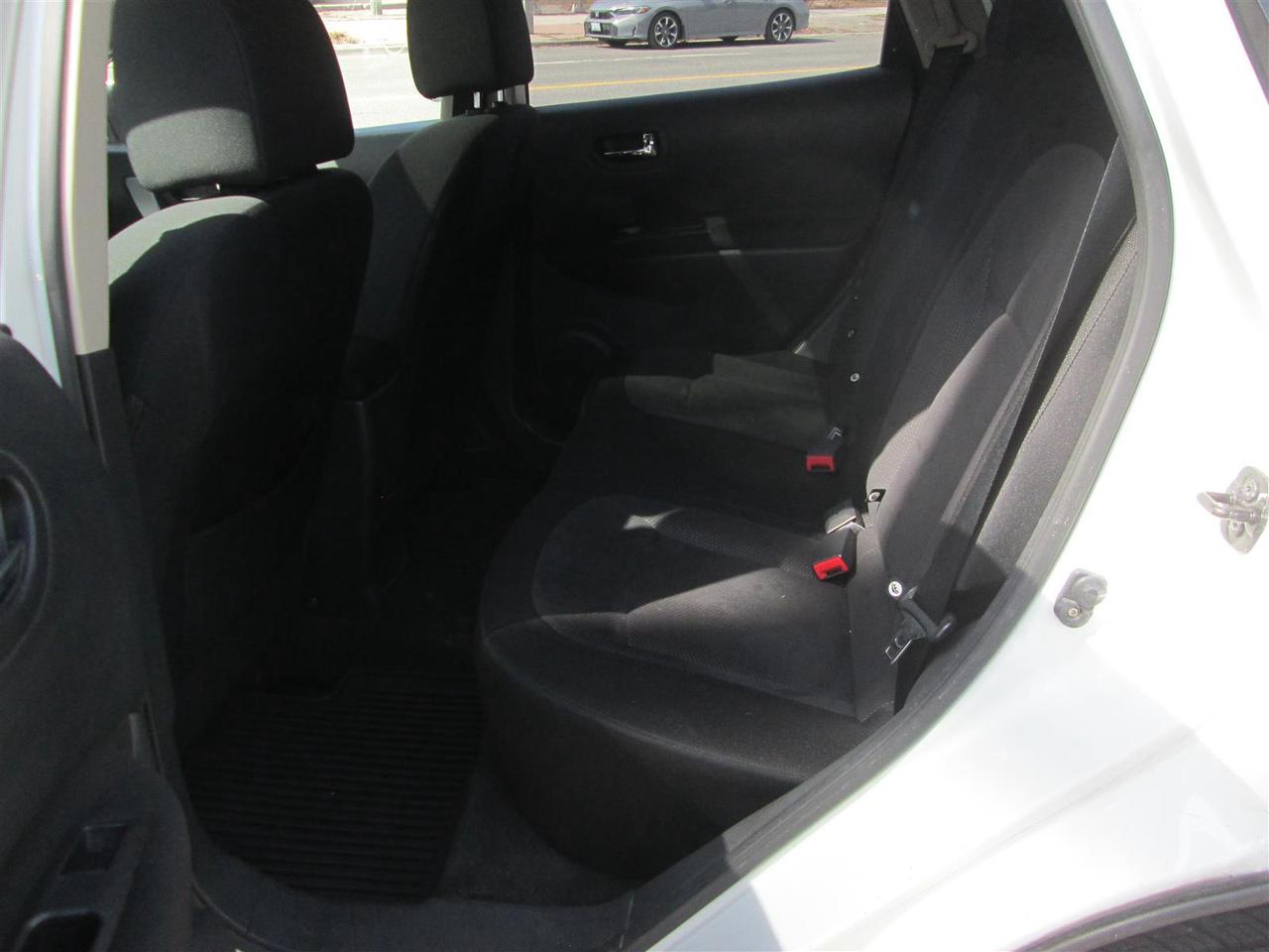 2013 Nissan Rogue Sv FWD Photo