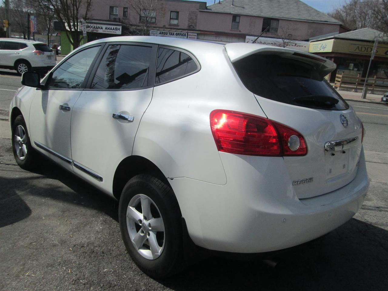 2013 Nissan Rogue Sv FWD Photo