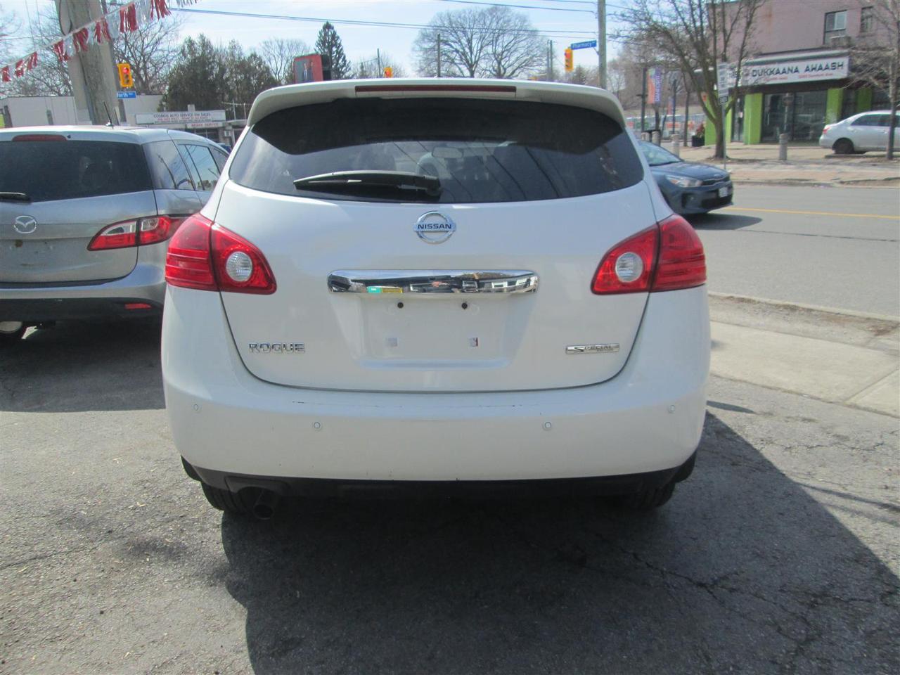 2013 Nissan Rogue Sv FWD Photo