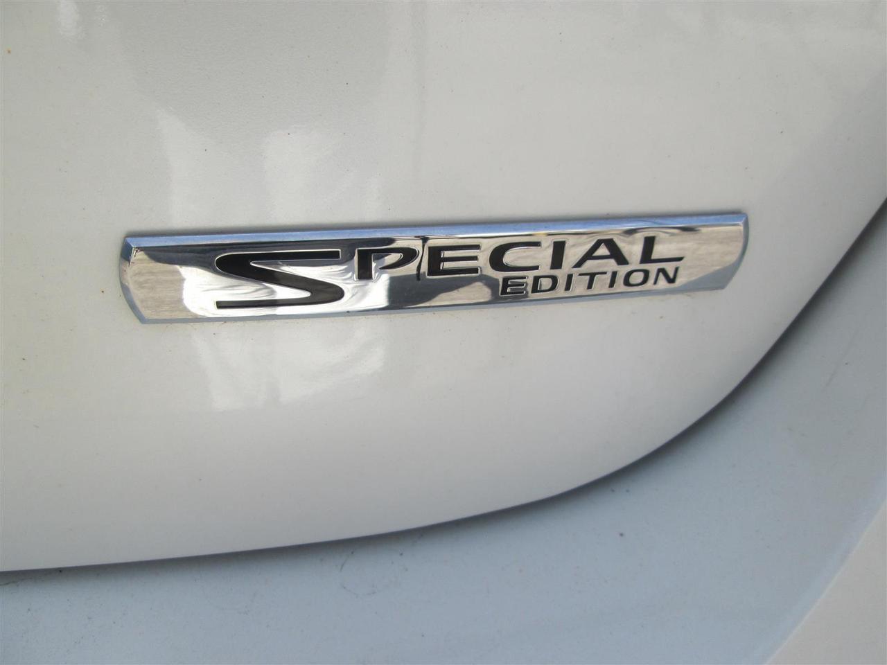 2013 Nissan Rogue Sv FWD Photo
