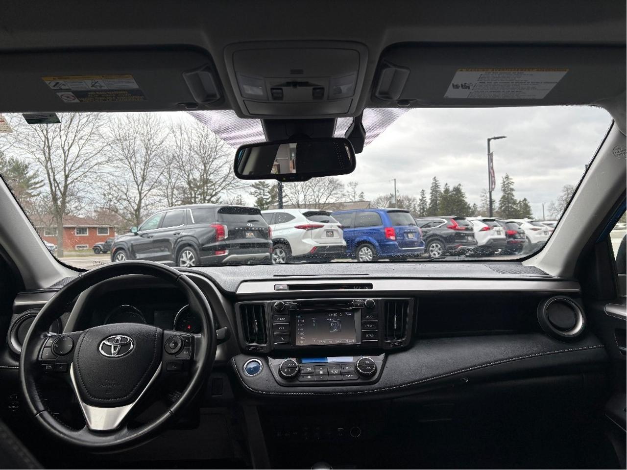 2017 Toyota RAV4 Hybrid XLE AWD POWER SEAT ROOF CLEAN CARFAX Photo