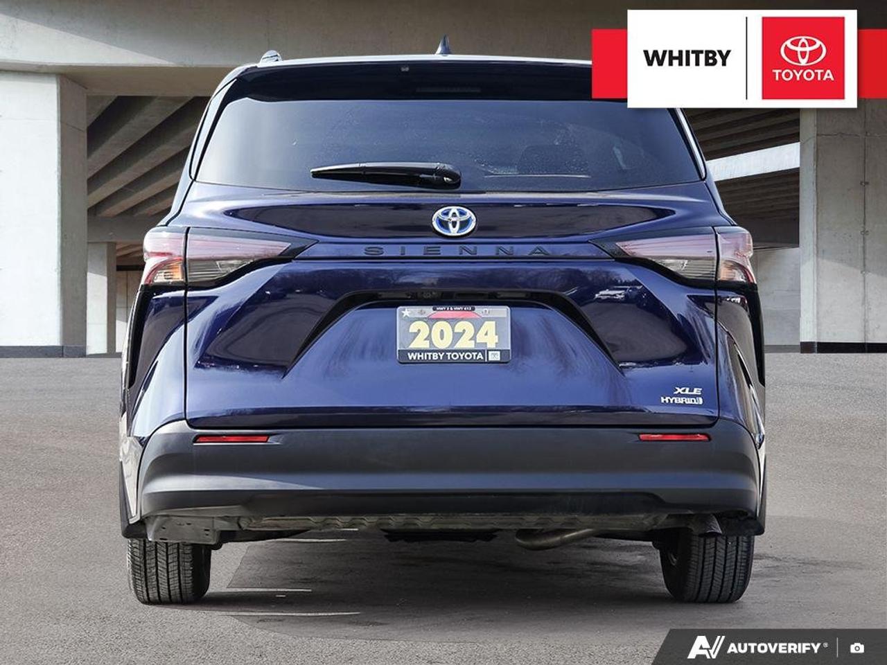 2024 Toyota Sienna XLE 2.5L Photo