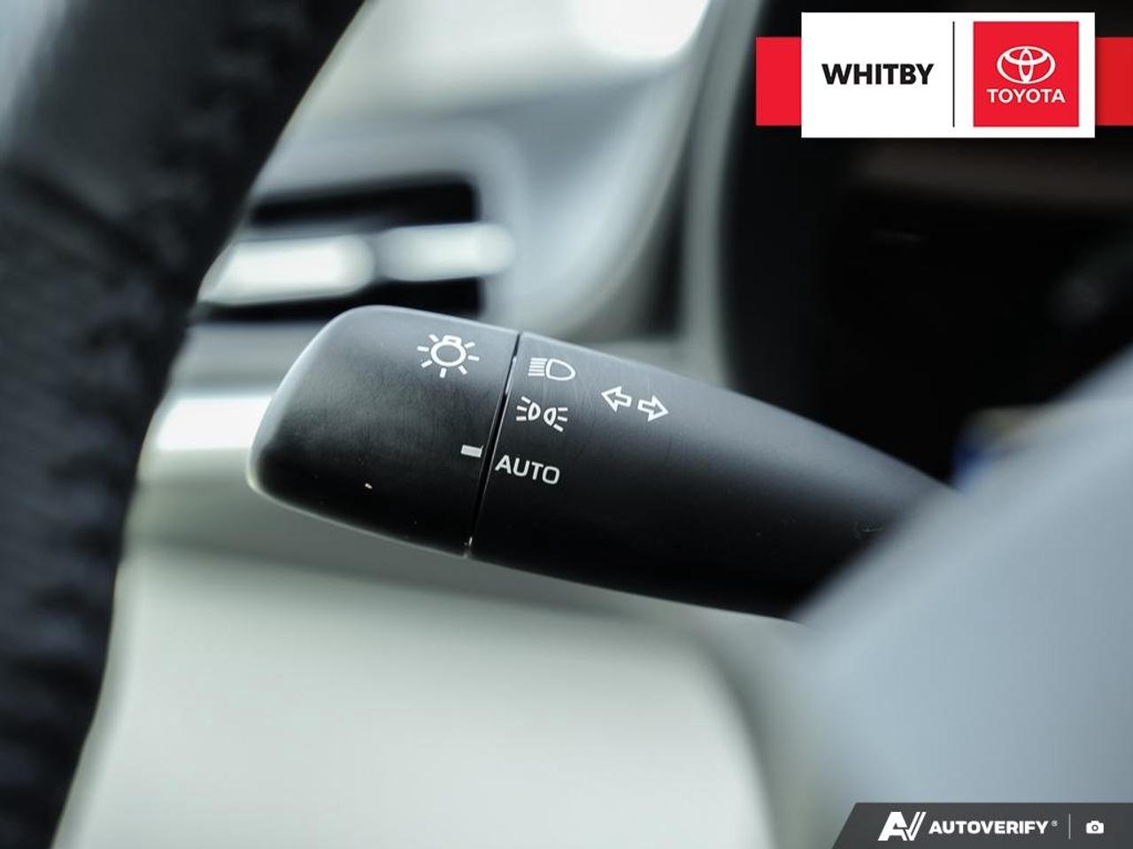 2024 Toyota Sienna XLE 2.5L Photo