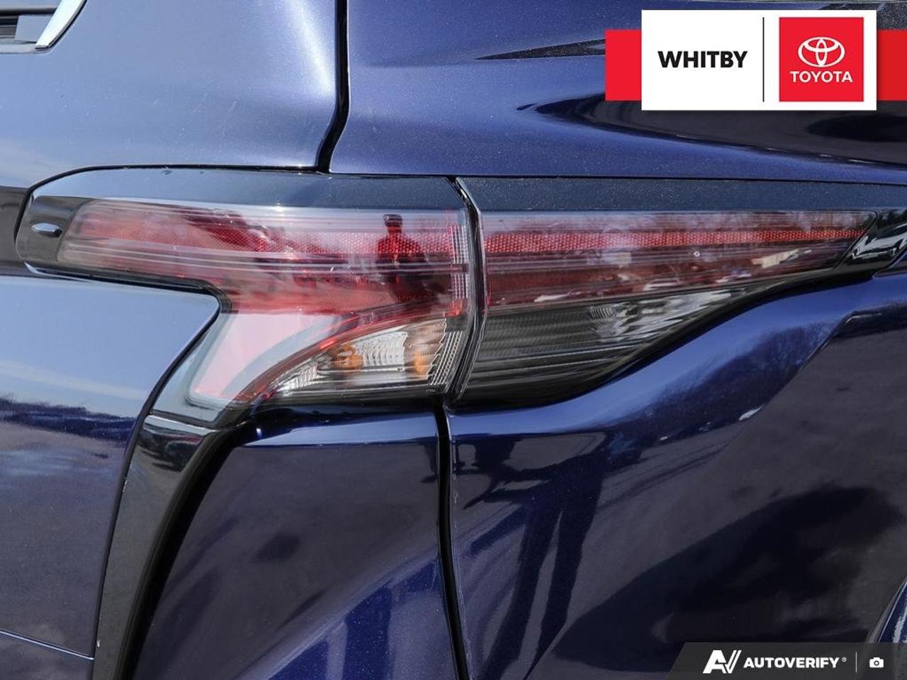 2024 Toyota Sienna XLE 2.5L Photo