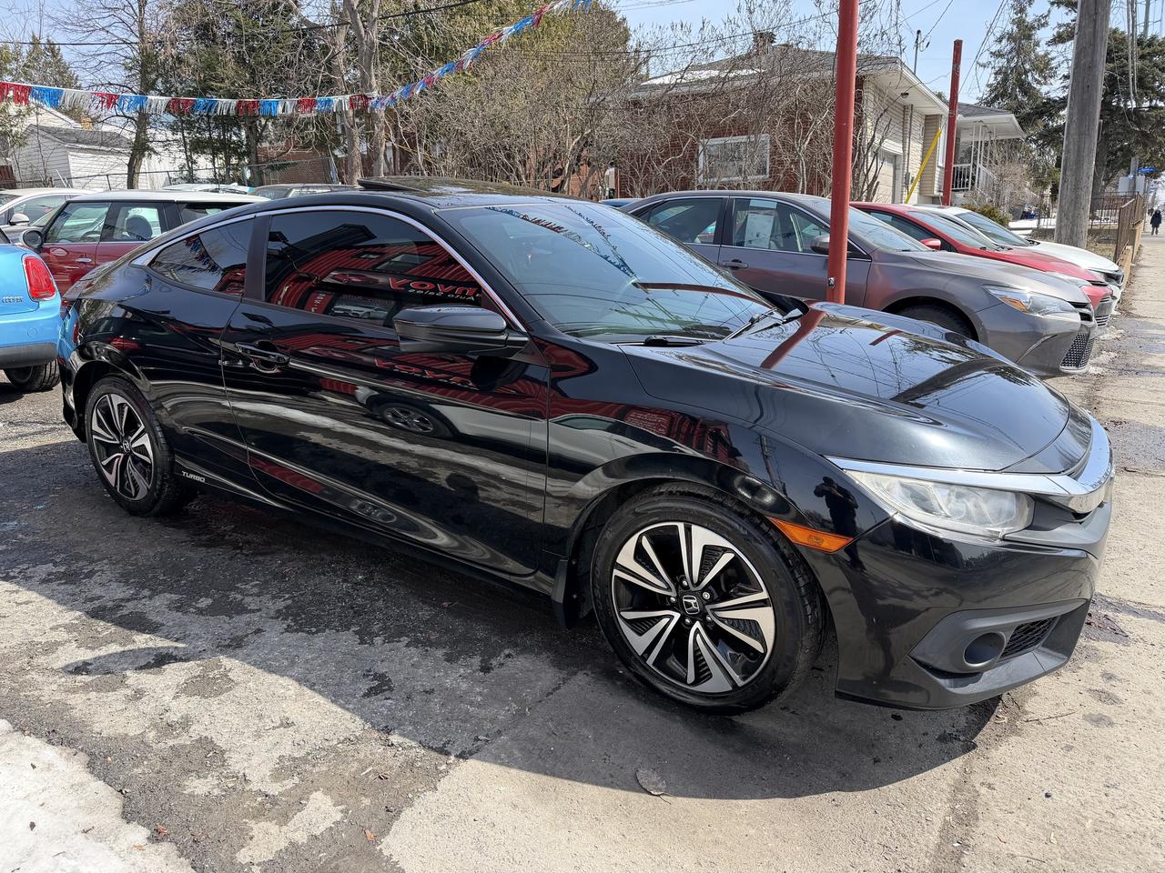 2017 Honda Civic EX Coupe Photo