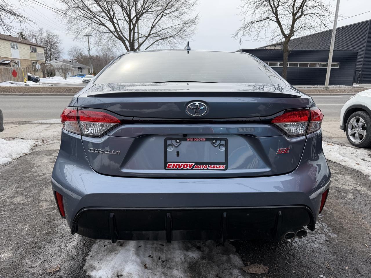 2024 Toyota Corolla SE Photo