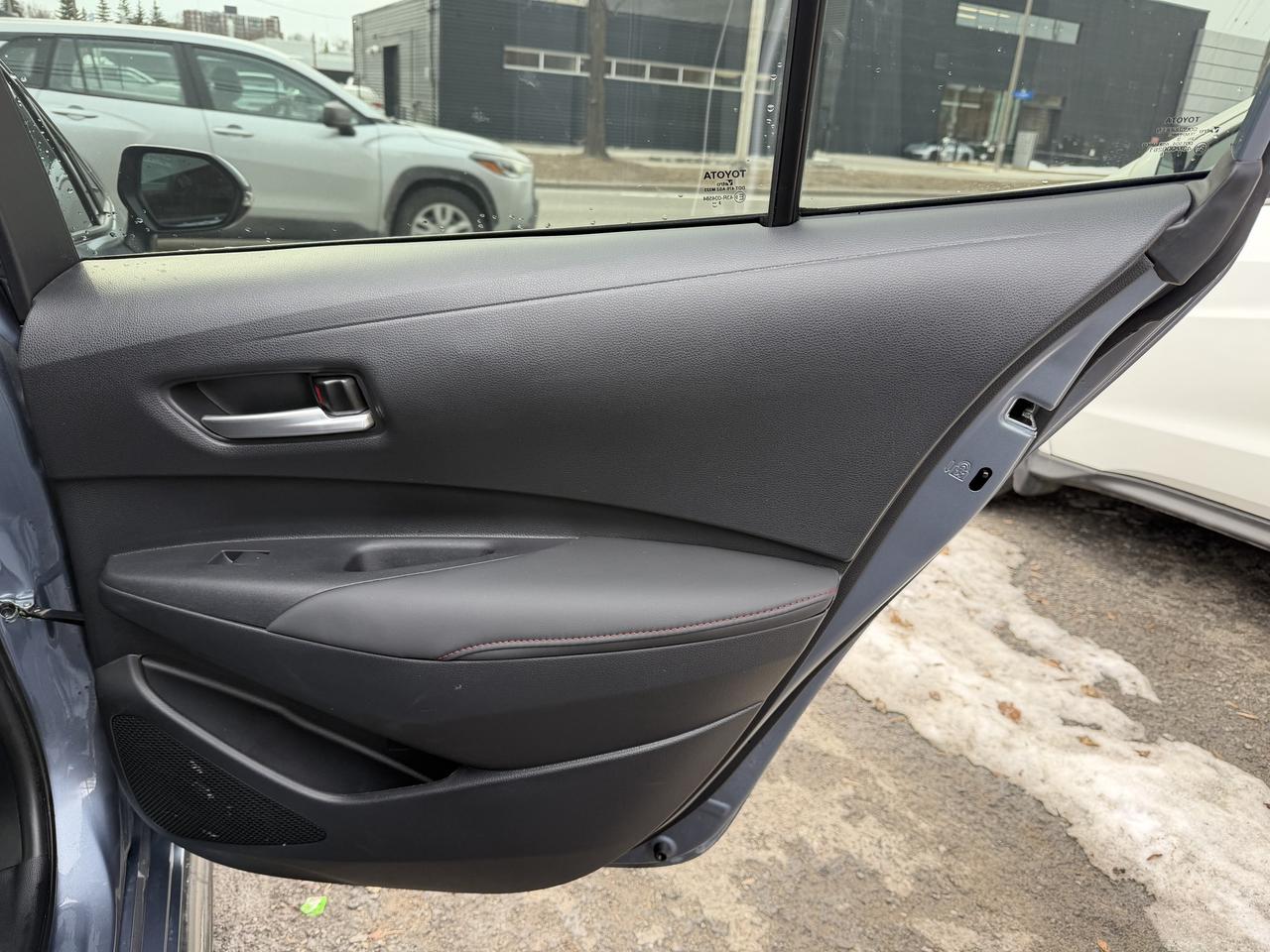 2024 Toyota Corolla SE Photo