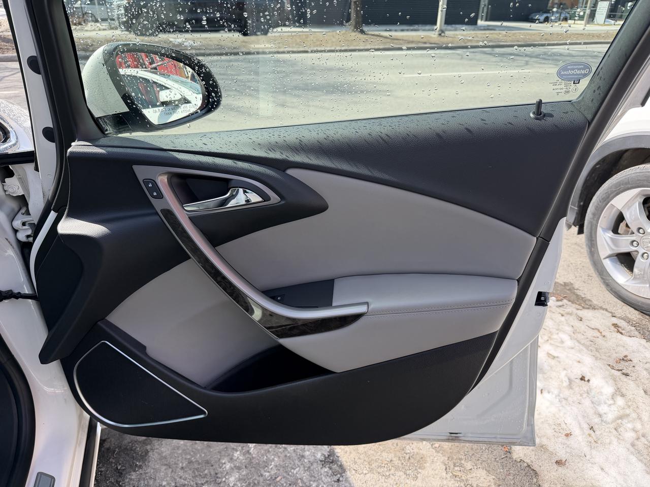 2016 Buick Verano  Photo