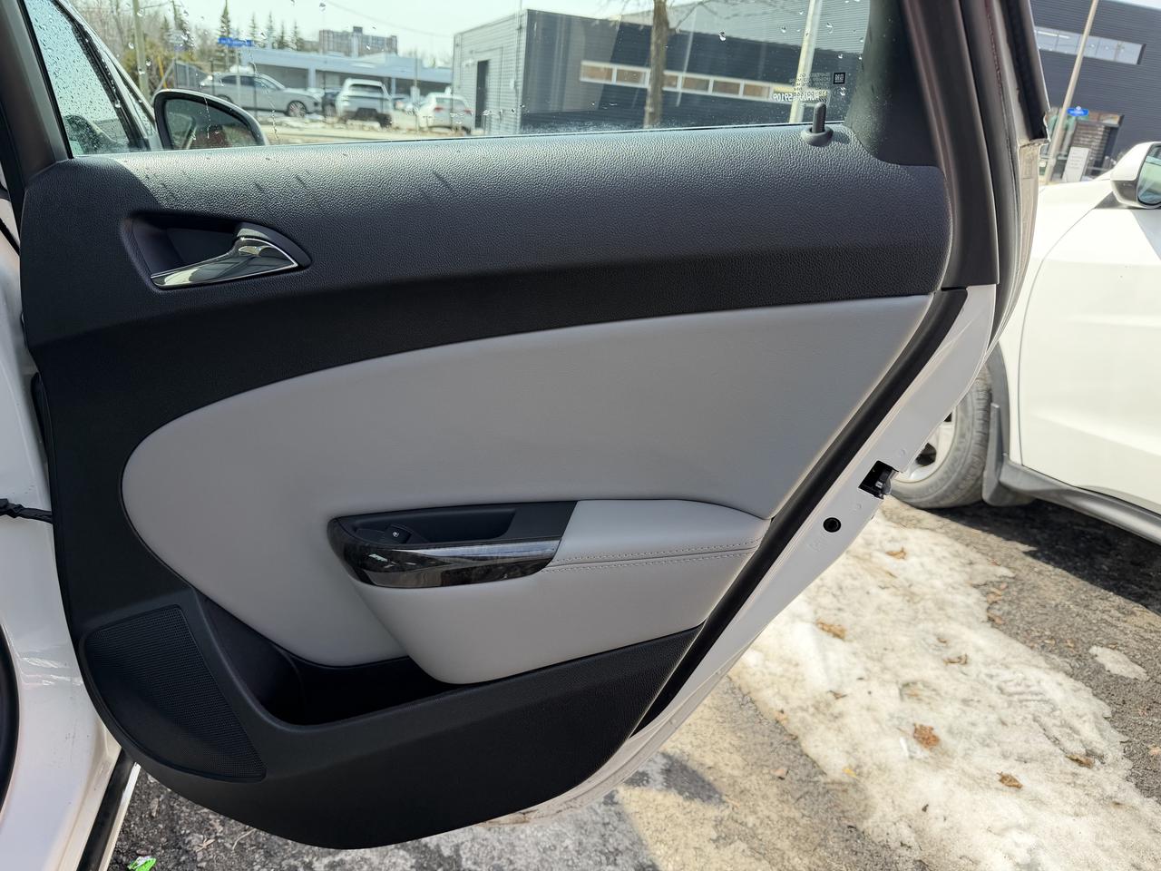 2016 Buick Verano  Photo