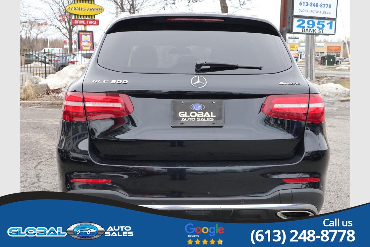 2018 Mercedes-Benz GLC-Class 300 Photo