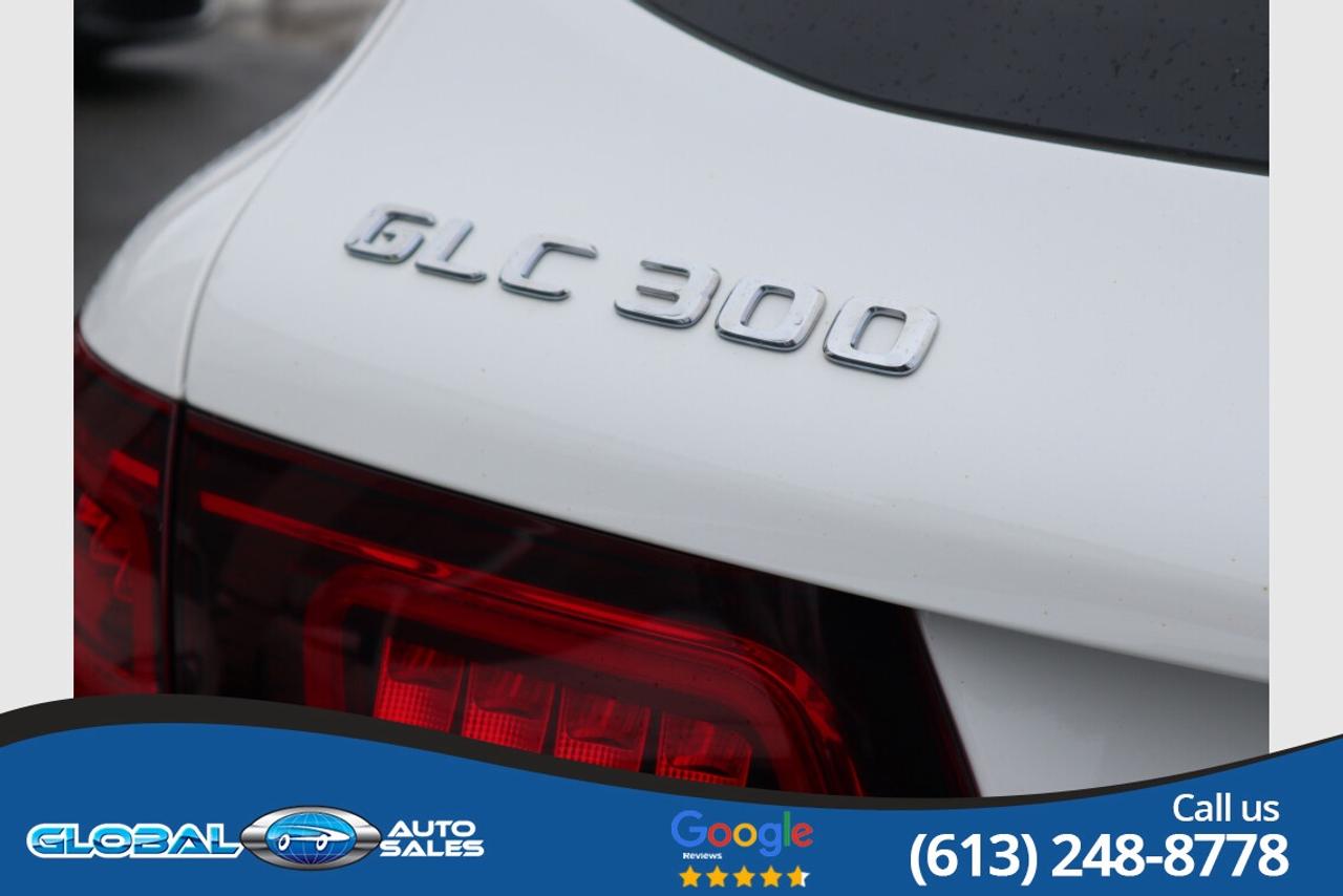 2021 Mercedes-Benz GLC-Class 300 Photo