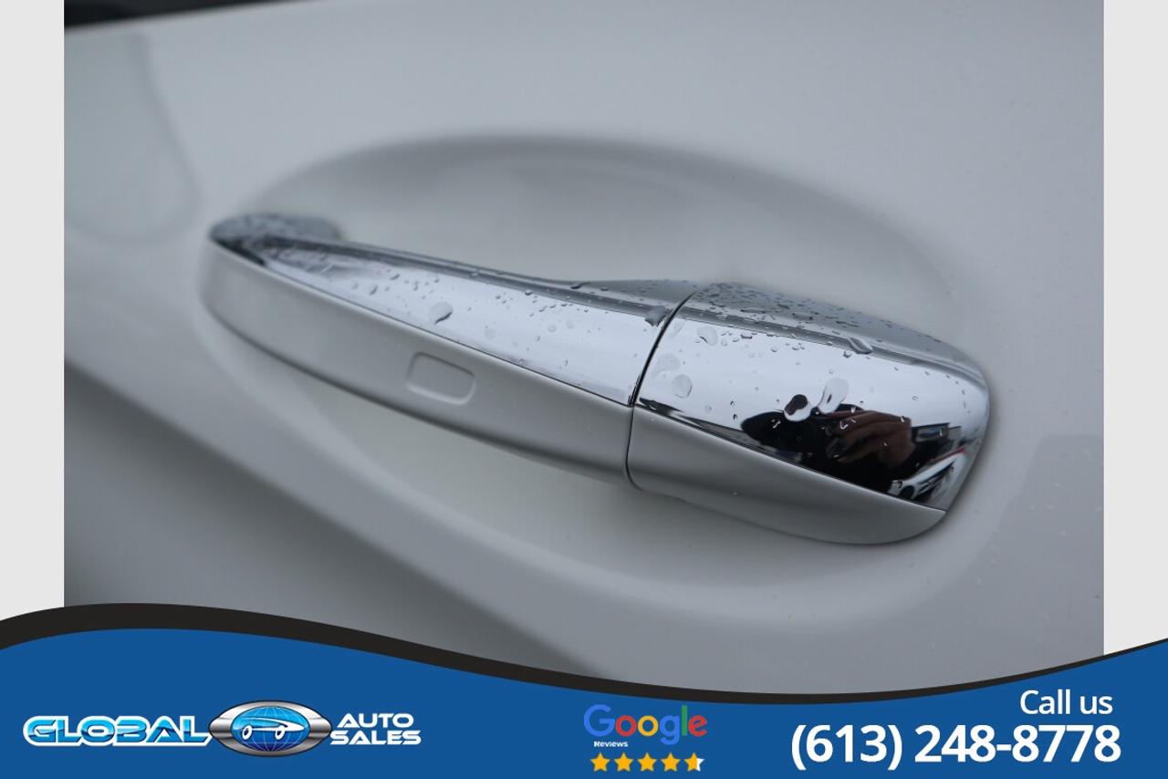 2021 Mercedes-Benz GLC-Class 300 Photo