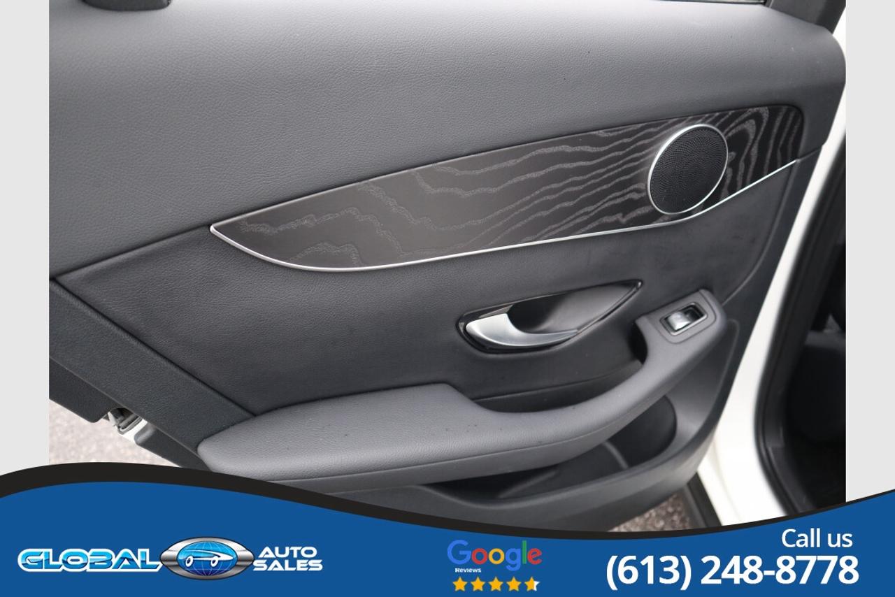 2021 Mercedes-Benz GLC-Class 300 Photo